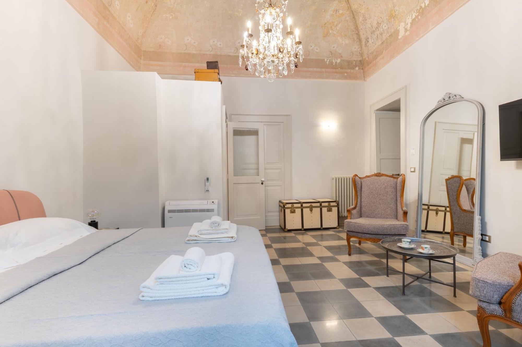 Donna Zaira Rooms&Suites Maglie Eksteriør bilde