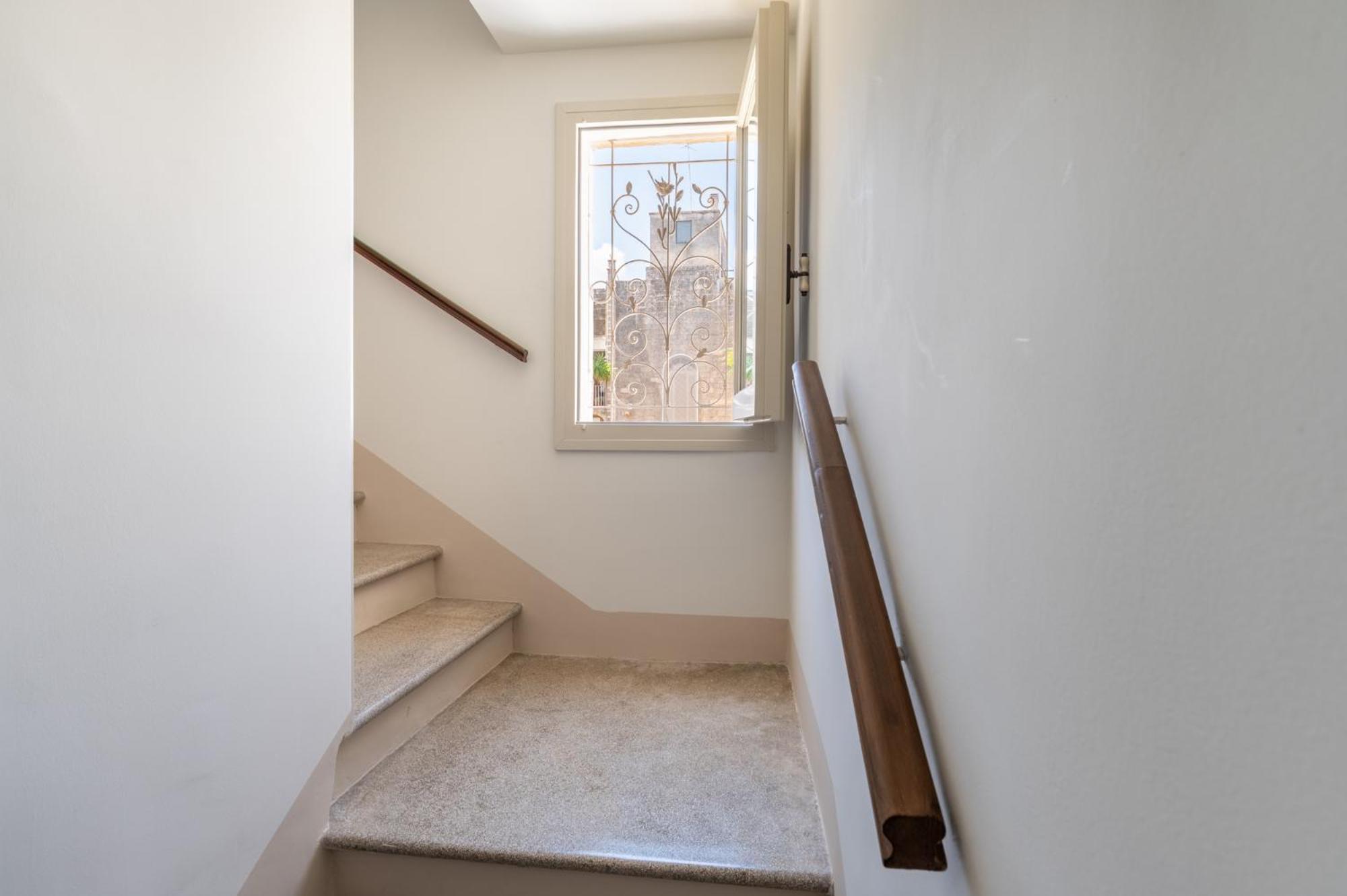 Donna Zaira Rooms&Suites Maglie Eksteriør bilde