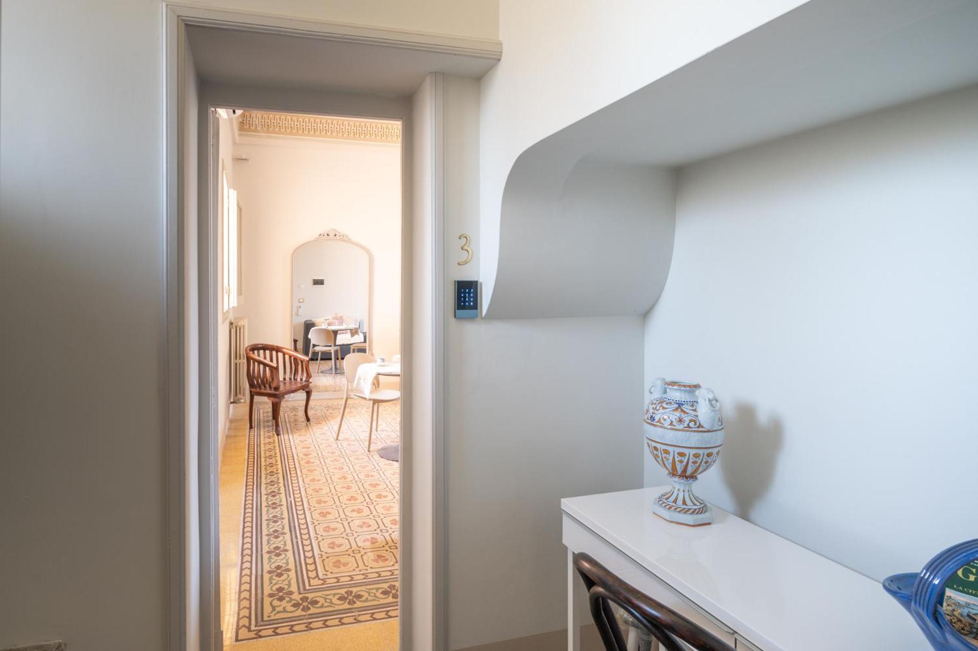 Donna Zaira Rooms&Suites Maglie Eksteriør bilde